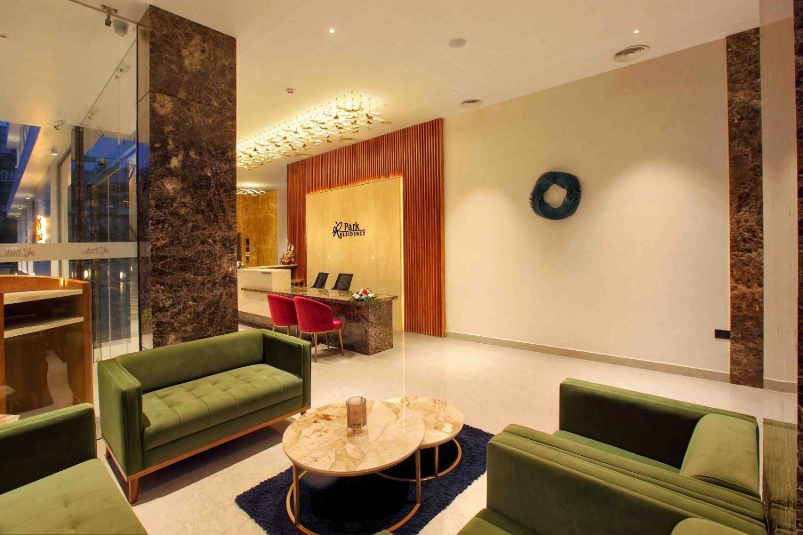 Hotel Park Residency Ayarkunnam Pullappalli Esterno foto