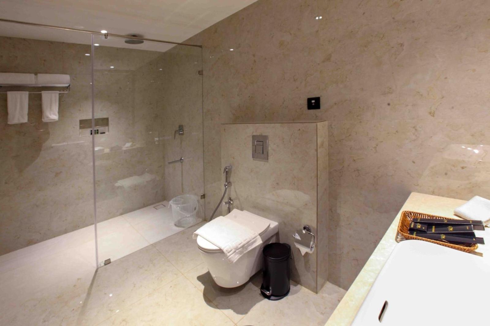 Hotel Park Residency Ayarkunnam Pullappalli Esterno foto