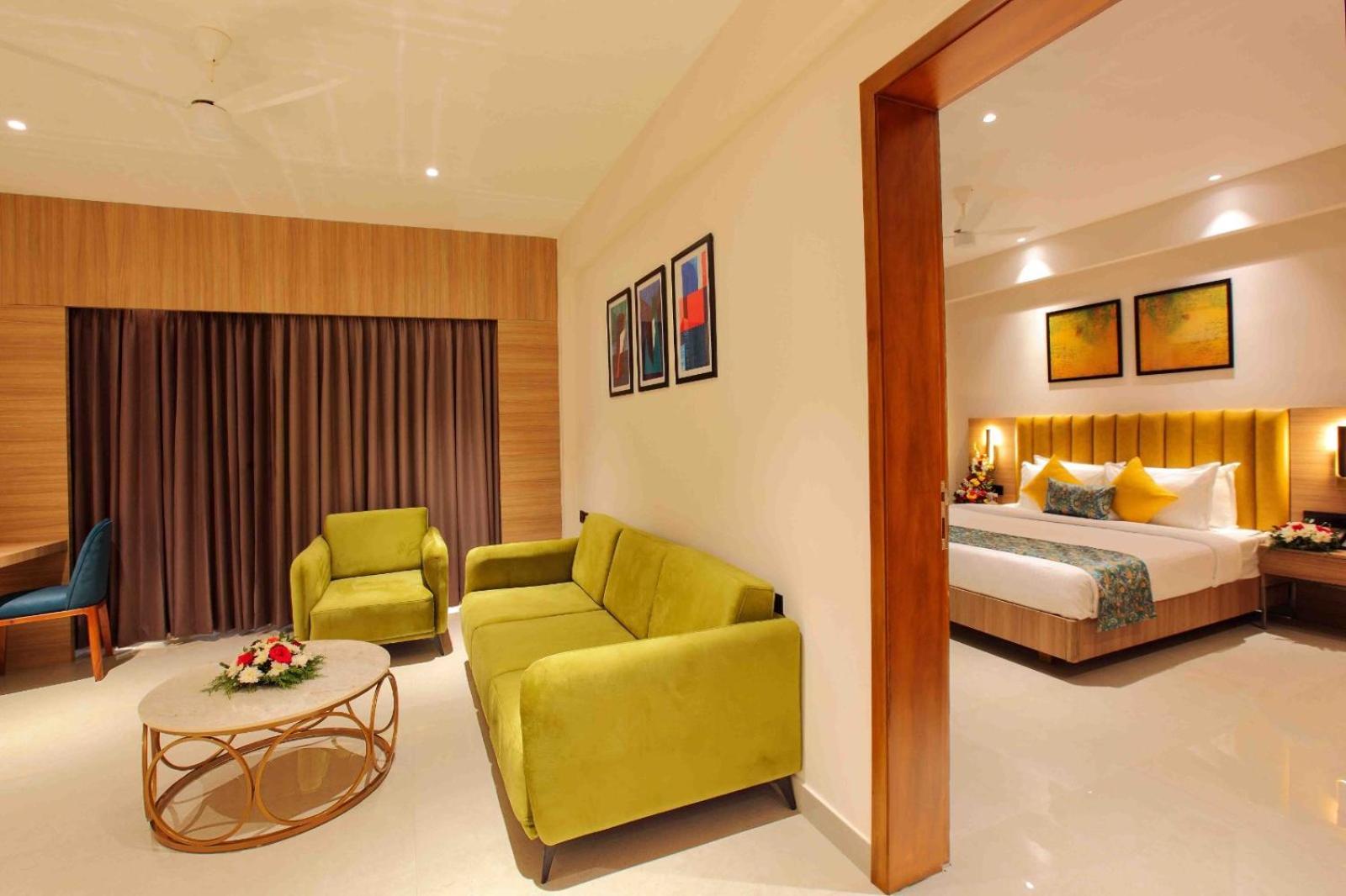 Hotel Park Residency Ayarkunnam Pullappalli Esterno foto