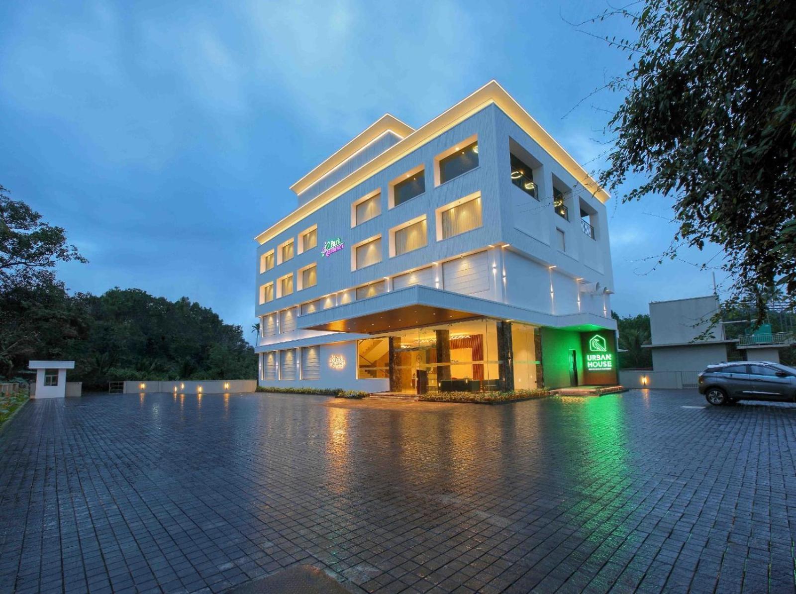 Hotel Park Residency Ayarkunnam Pullappalli Esterno foto